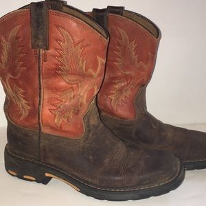 BOY’S ARIAT WORK BOOTS